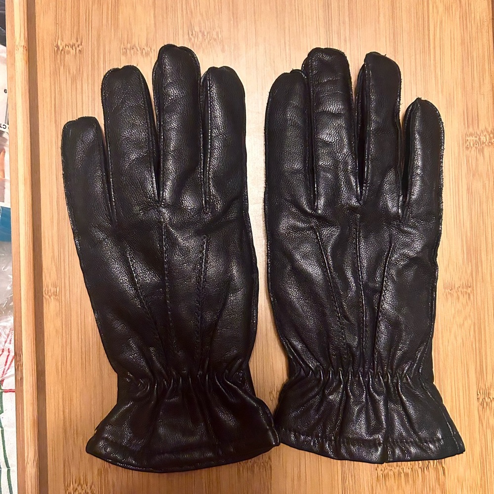 Black Leather Gloves